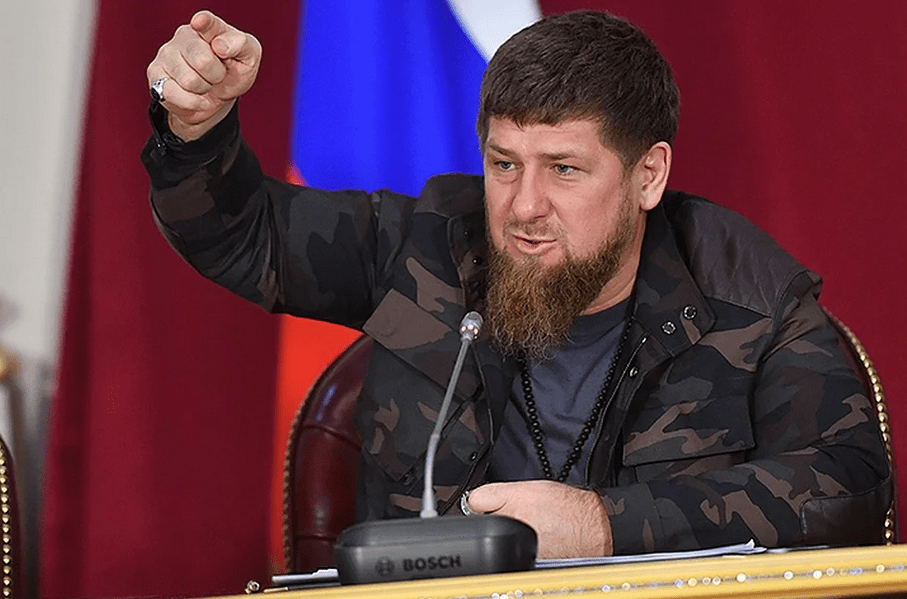 Кадыров потребовал уволить жаловавшихся на нехватку масок медиков